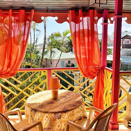 Appartement Duplex Climatise Avec Wi-Fi - Plage Pointe Marin A Pieds, Recemment Renove Sainte-Anne Dış mekan fotoğraf