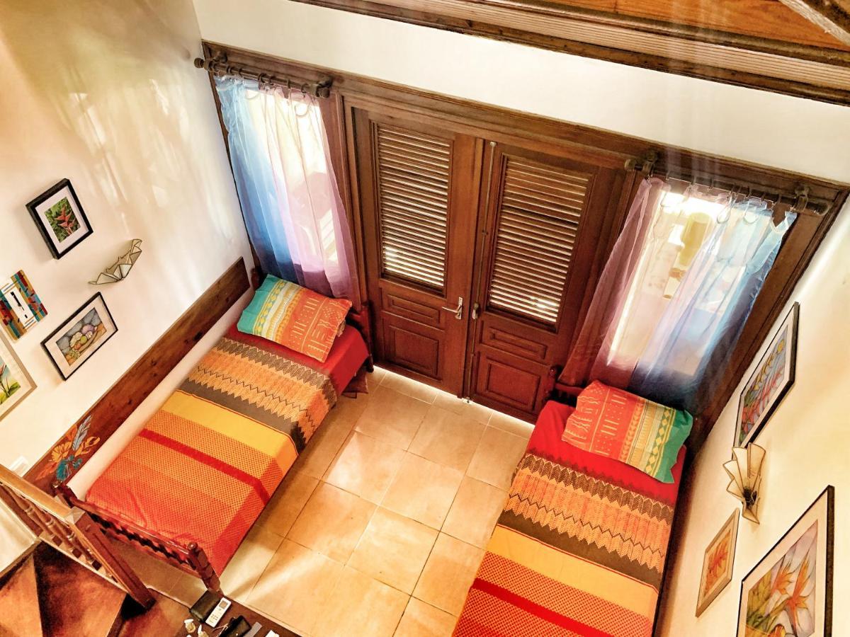 Appartement Duplex Climatise Avec Wi-Fi - Plage Pointe Marin A Pieds, Recemment Renove Sainte-Anne Dış mekan fotoğraf