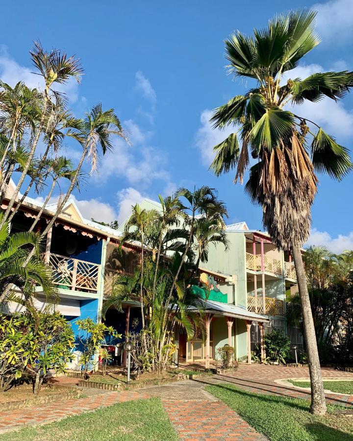 Appartement Duplex Climatise Avec Wi-Fi - Plage Pointe Marin A Pieds, Recemment Renove Sainte-Anne Dış mekan fotoğraf